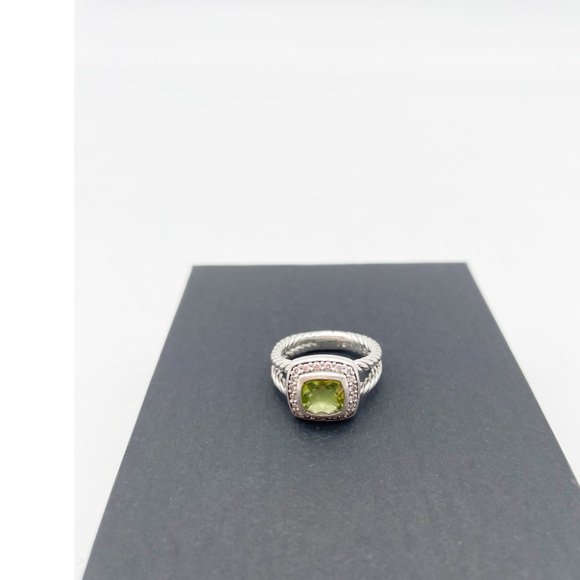 David Yurman Petite Peridot Sterling Silver Ring. Size 4.5 - Picture 7 of 12